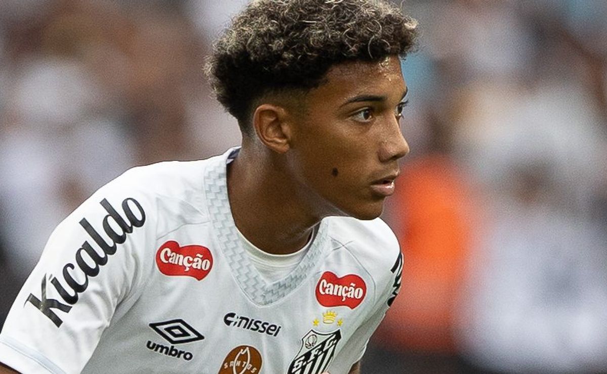 Flamengo tem concorrência por Robinho Jr. e Inter de Milão quer contratar o atacante