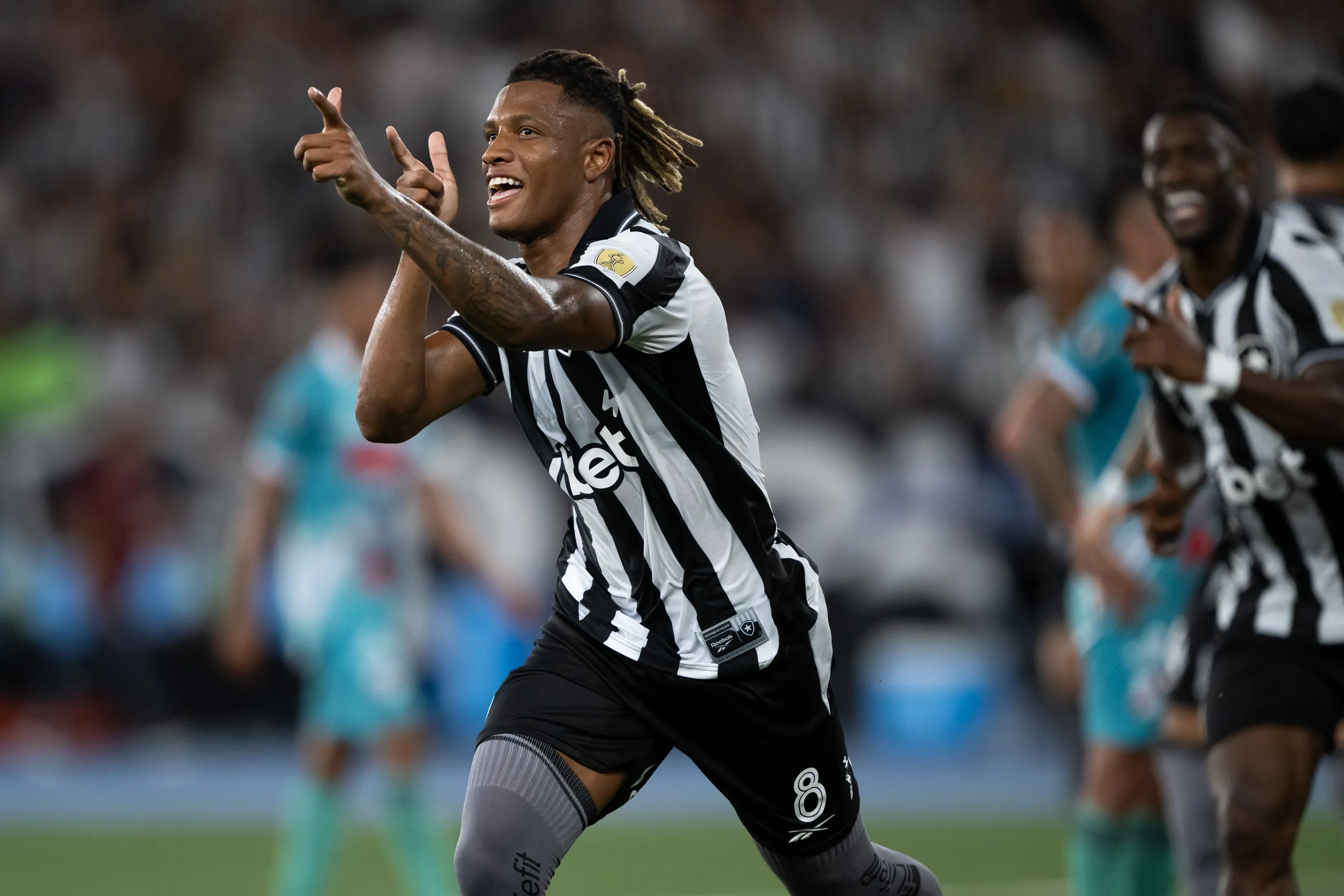 Danilo jogador do Botafogo comemora seu gol durante partida contra o Nacional Potosi. Foto: Jorge Rodrigues/AGIF