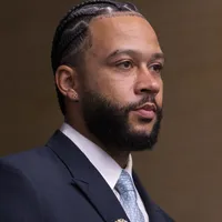 Memphis ganha força para deixar o Corinthians após renovação complicar