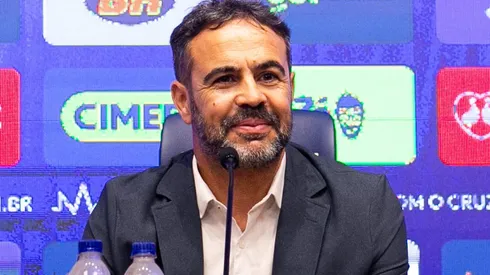 Treinador decidiu abrir o jogo - Foto: Fernando Moreno/AGIF.