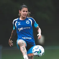 Gaby Soares destaca fase do Cruzeiro e próximos jogos