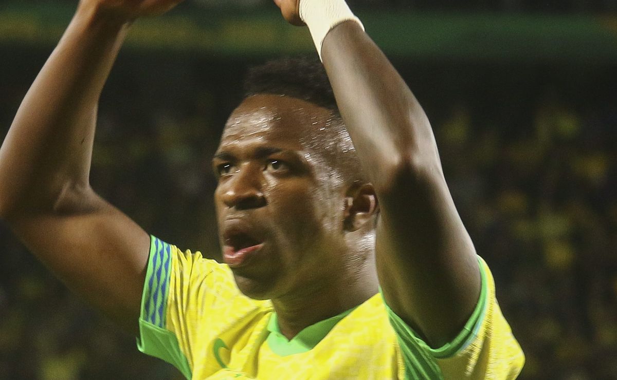 Provável escalação do Brasil para enfrentar a França conta com Vini titular e Endrick no banco