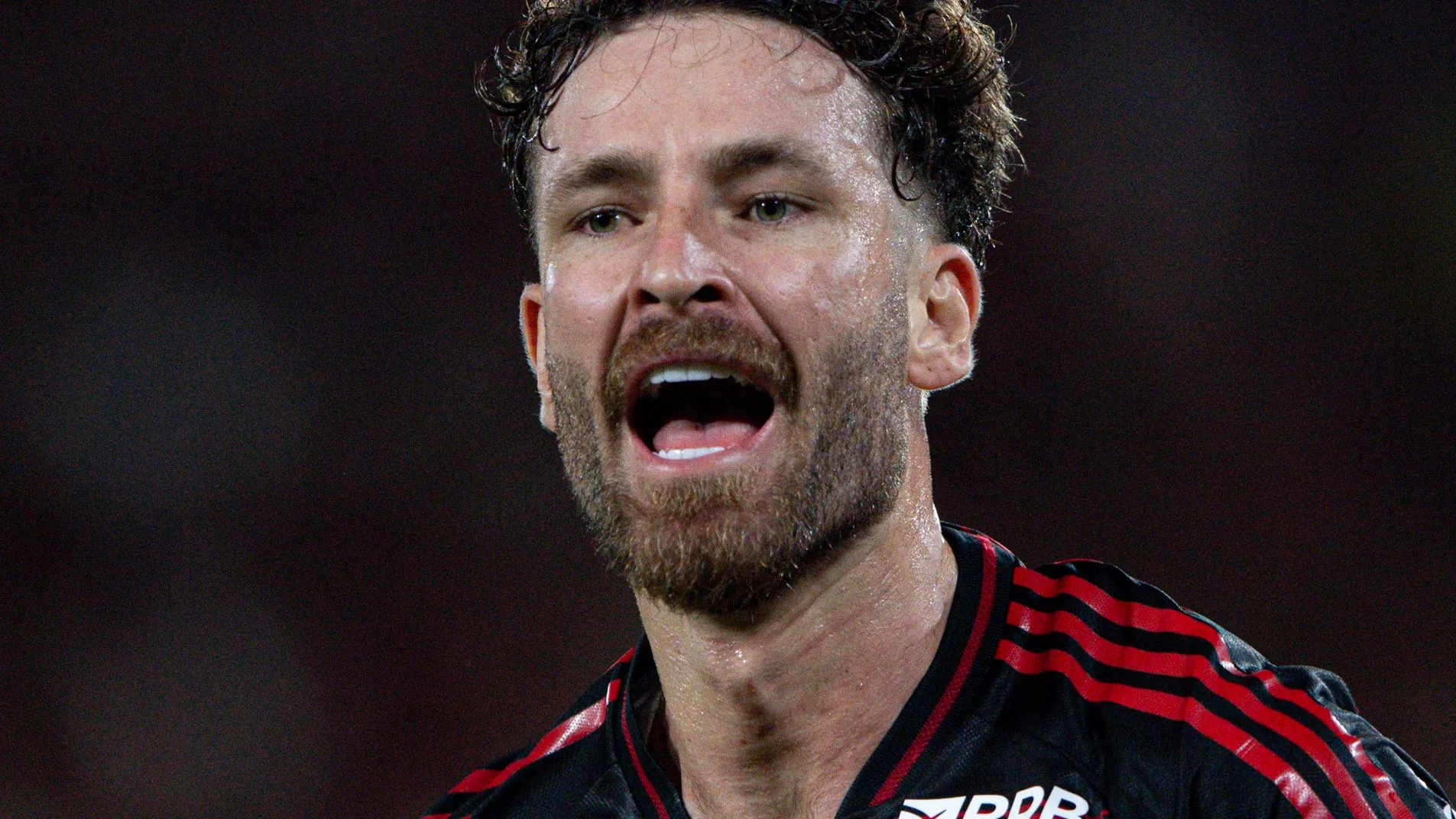 Léo Pereira. Foto: Thiago Ribeiro/AGIF