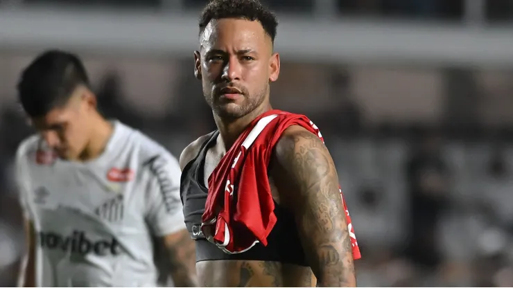 Neymar não concordou com o planejamento do Santos.