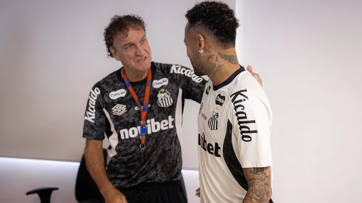 Cuca e Neymar no CT Rei Pelé em Santos.