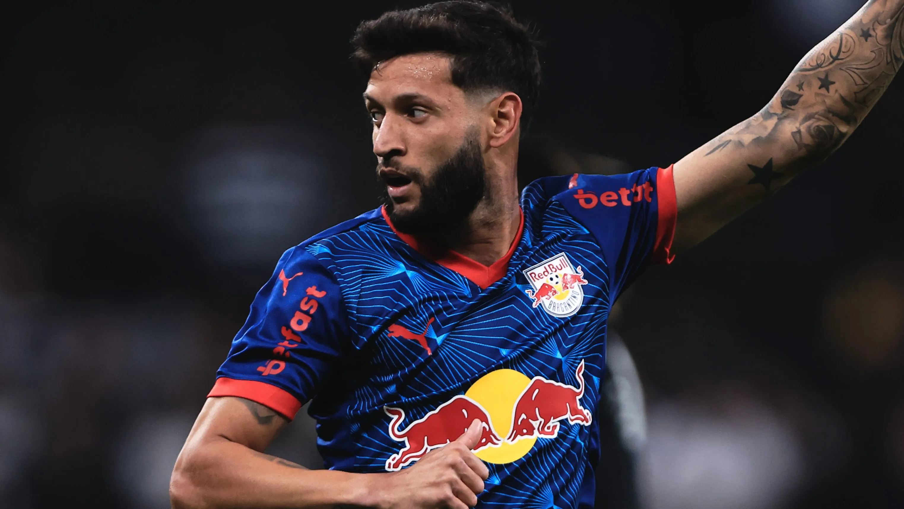 Juninho Capixaba. Foto: Ettore Chiereguini/AGIF