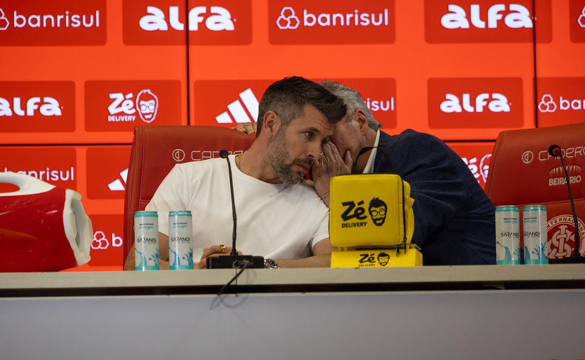 Abel Braga garante respaldo a Paulo Pezzolano no Internacional e descarta demissão do técnico