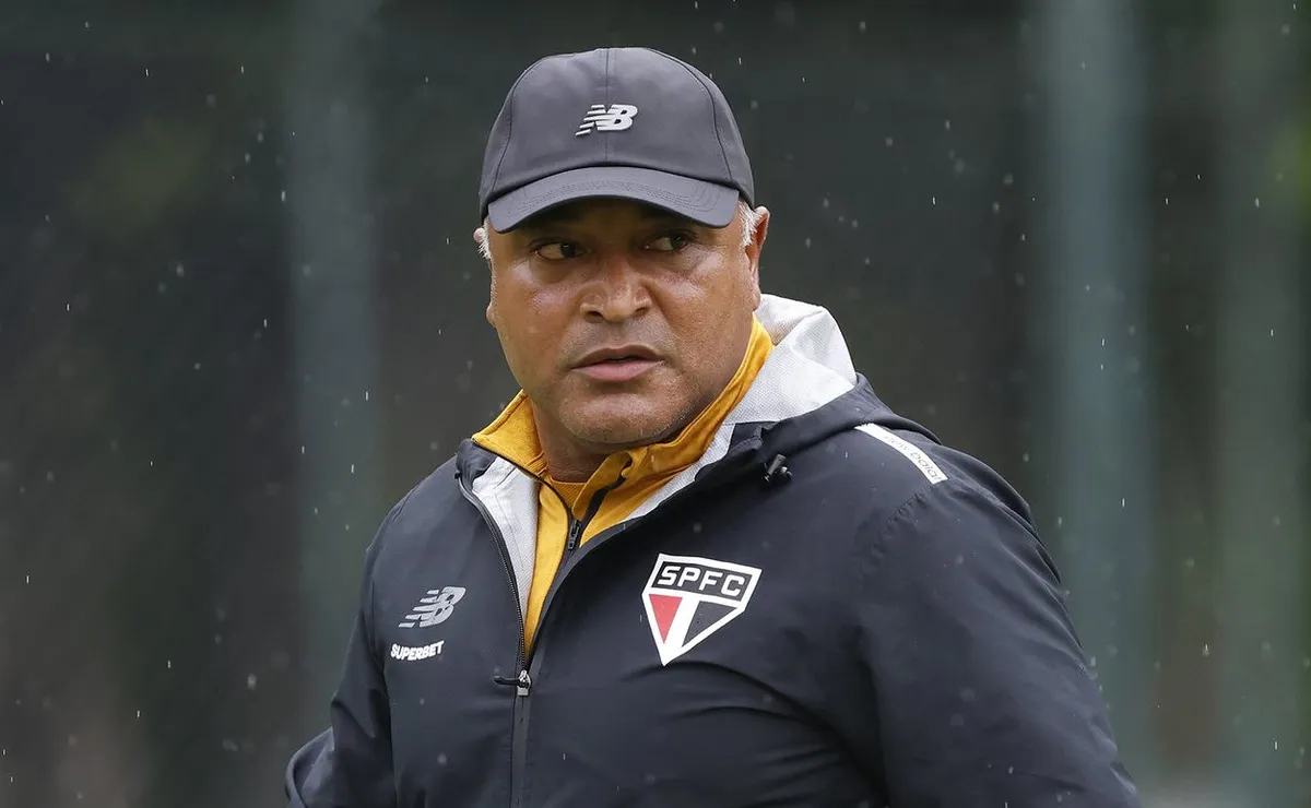 São Paulo vai ao mercado por zagueiro, pressão cresce e diretoria busca solução defensiva