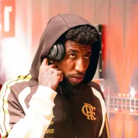 Emerson Royal consegue agradar a Leonardo Jardim e ganha créditos