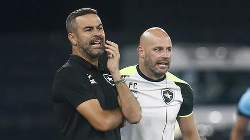 Artur Jorge e auxiliar no Botafogo. Foto: Vitor Silva/Botafogo