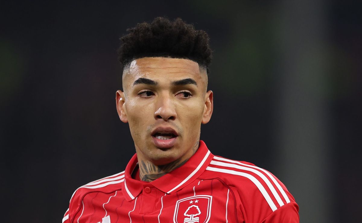 André Rizek critica ausência de Igor Jesus na Seleção Brasileira e dá ‘alfinetada’ em Carlo Ancelotti