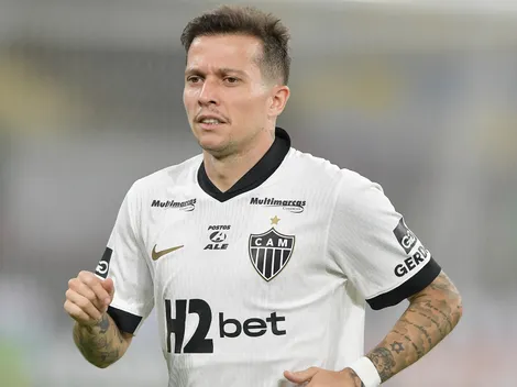 Atlético-MG garante permanência de Bernard e descarta saída do atacante