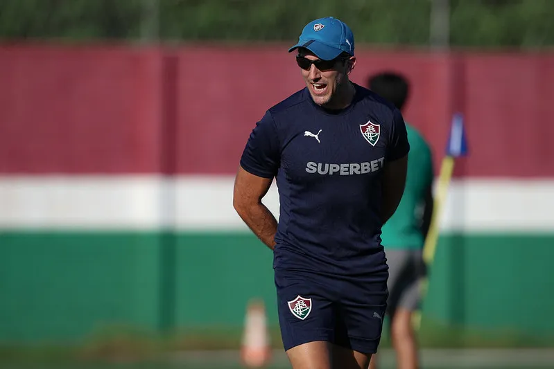 Zubeldía comanda treino no Fluminense. Foto: Marcelo Gonçalves/Fluminense FC
