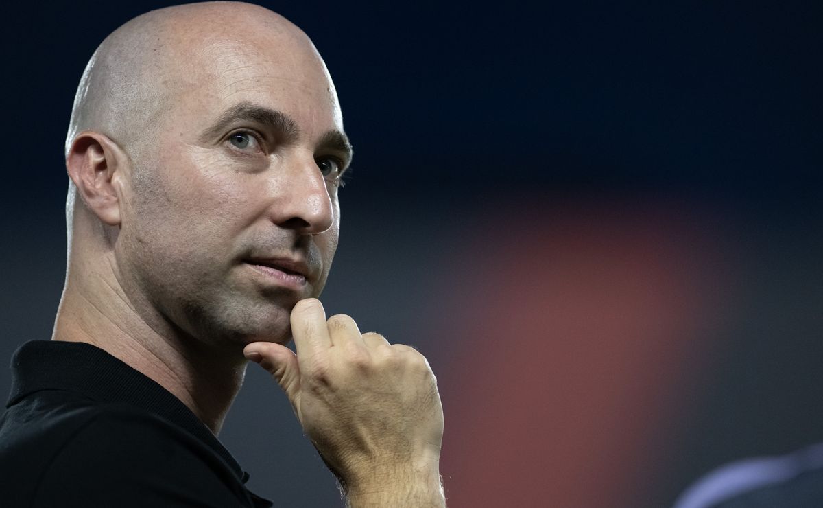 Botafogo efetivando Rodrigo Bellão como novo técnico na vaga de Martín Anselmi não é descartado pela diretoria