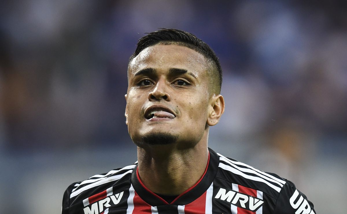 Everton Motorzinho, ex-Flamengo, está há mais de dois anos sem entrar em campo