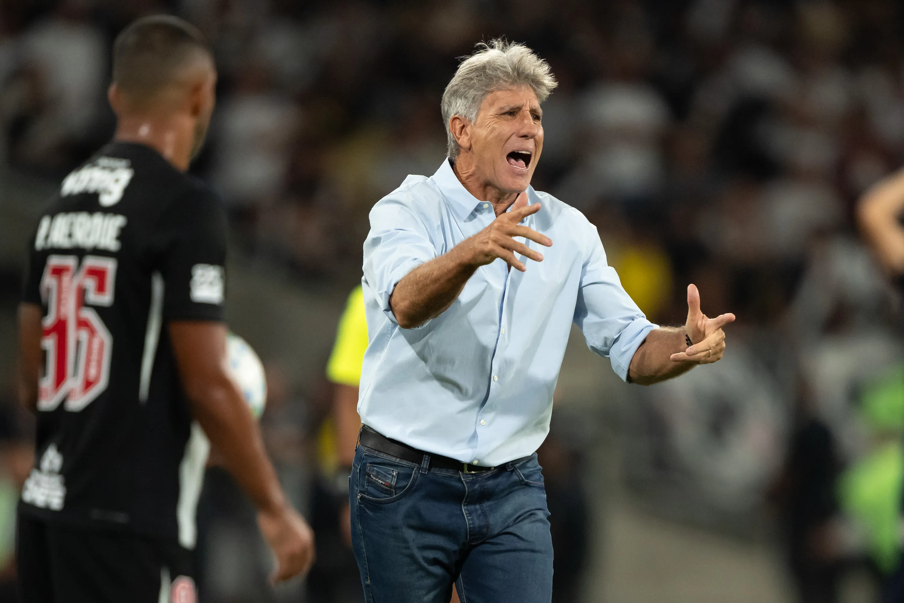 RJ – RIO DE JANEIRO – 18/03/2026 – BRASILEIRO A 2026, VASCO X FLUMINENSE – Renato Gaucho tecnico do Vasco durante partida contra o Fluminense no estadio Maracana pelo campeonato Brasileiro A 2026. Foto: Jorge Rodrigues/AGIF