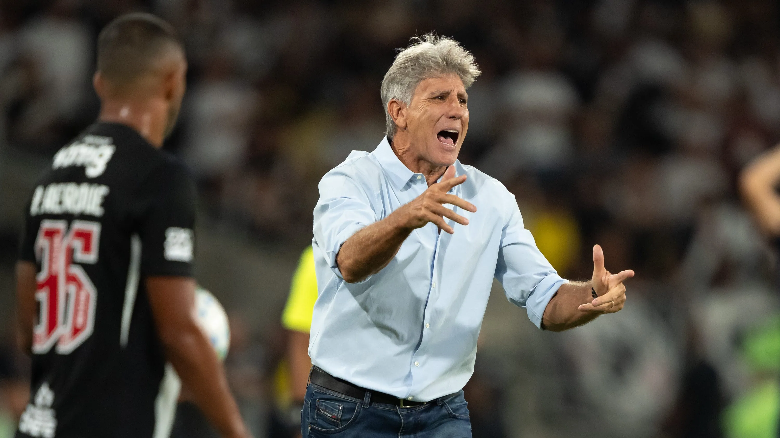 Renato Gaucho tecnico do Vasco durante partida contra o Fluminense no estadio Maracana pelo campeonato Brasileiro A 2026. Foto: Jorge Rodrigues/AGIF