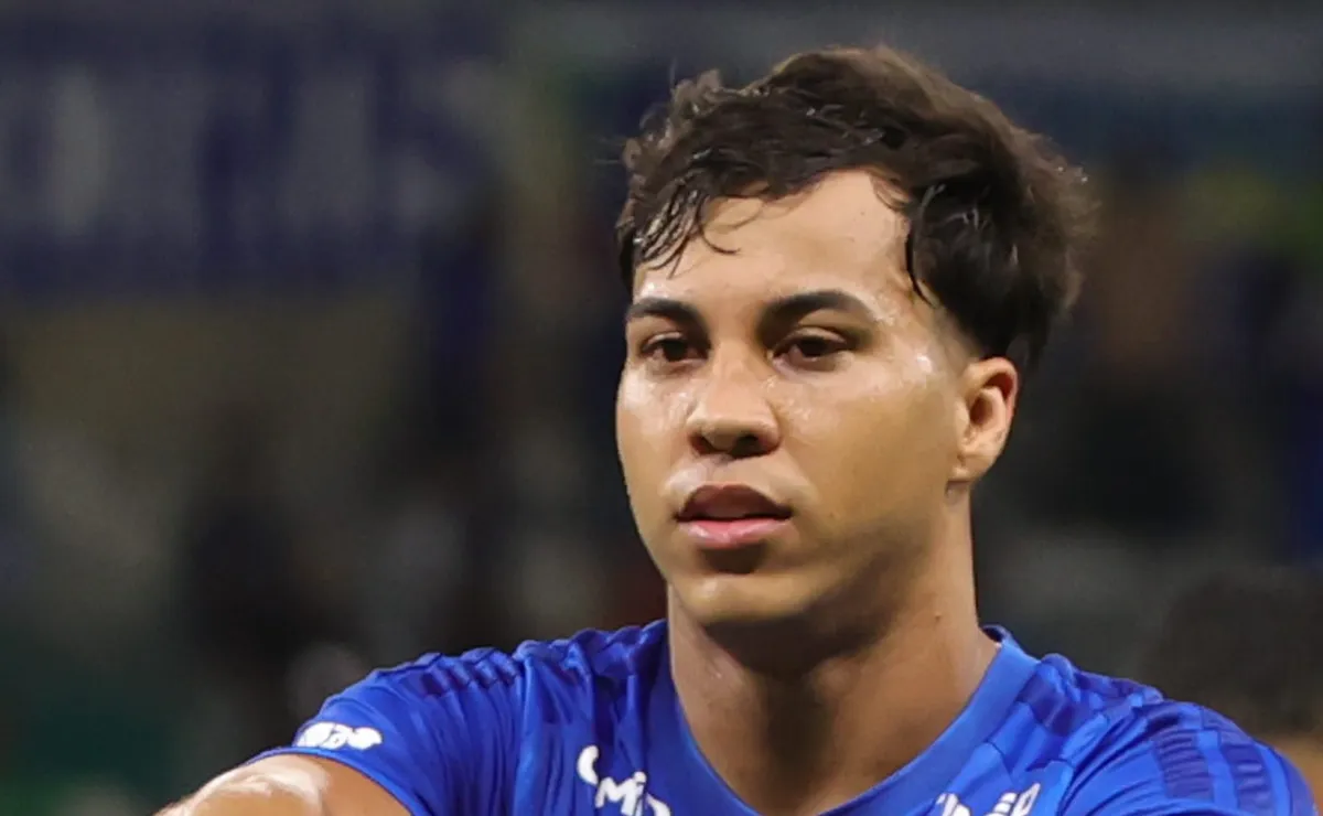 Flamengo recusa oferta do Cruzeiro por Gonzalo Plata e pede Kaio Jorge em troca