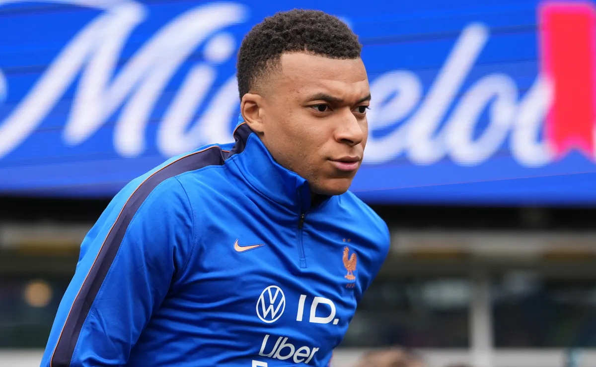 Flamengo aproveita fala de Mbappé e faz convite para jogo da Libertadores: “Partiu Maraca?”