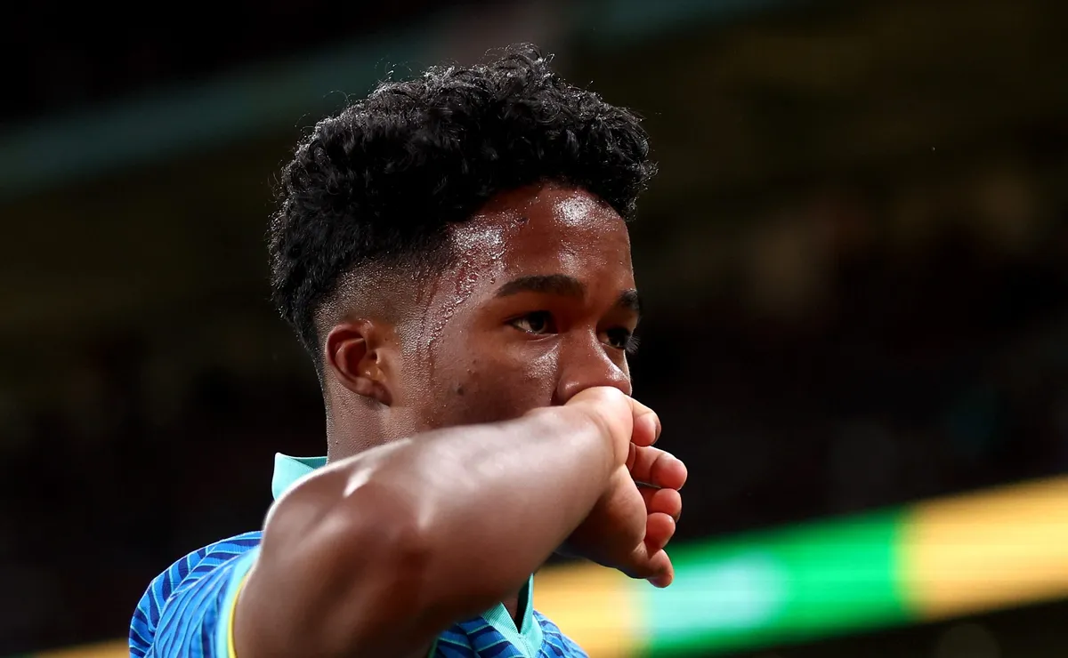 Endrick ‘sofre’ novamente com Carlo Ancelotti e fica no banco em amistoso da Seleção Brasileira