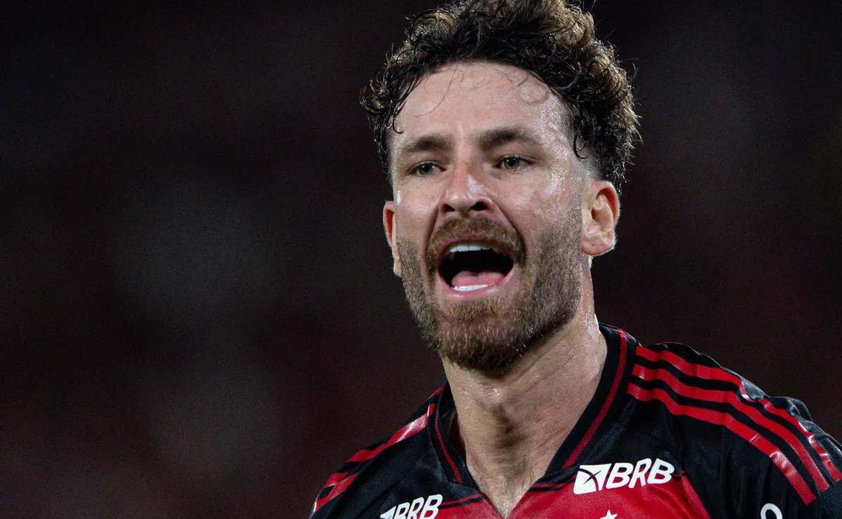 Léo Pereira conquista elogio de Ancelotti e bom desempenho mesmo sem entrosamento na Seleção é destacado