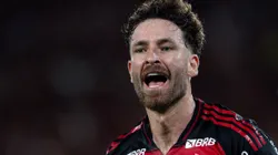 Léo Pereira caiu nas graças de Ancelotti - Foto: Thiago Ribeiro/AGIF