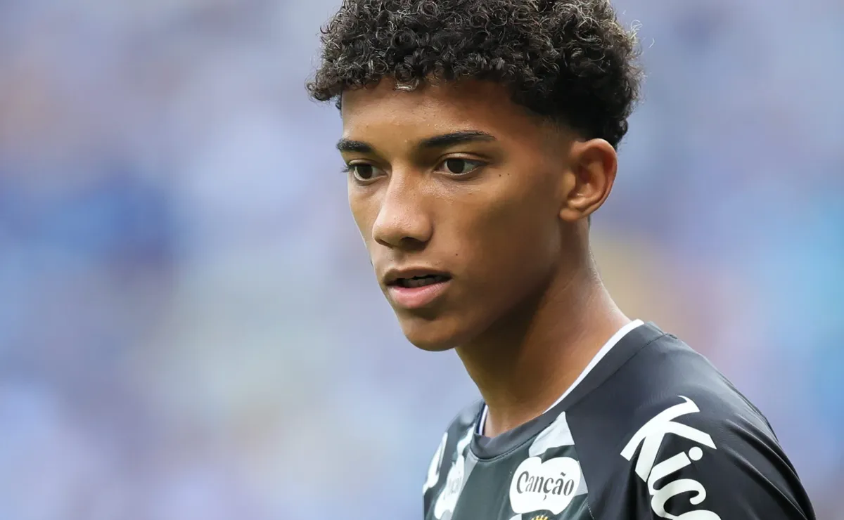 Robinho Jr. fica empolgado no Santos após chegada de Cuca e quer receber mais oportunidades