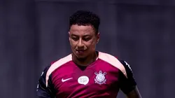 Lingard em treino desde quinta-feira (26)