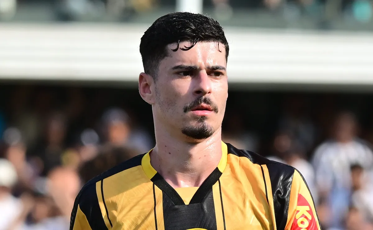 Alvo do Fluminense, Rômulo seguirá emprestado ao Novorizontino por decisão do Palmeiras