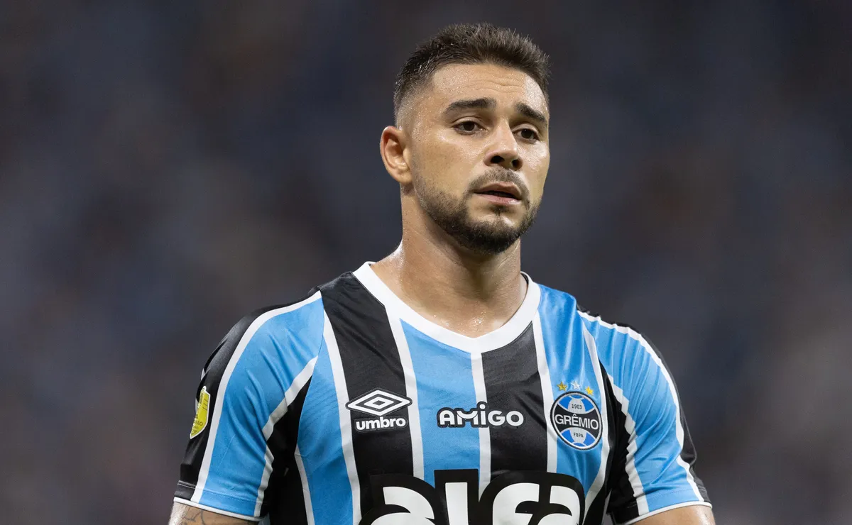 Grêmio decide contratar lateral-direito após desconforto e cenário dramático confirmado de João Pedro