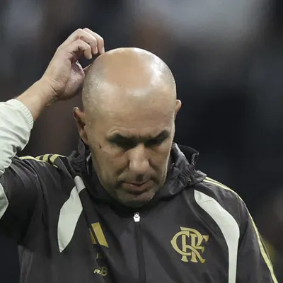 Leonardo Jardim aprova venda de Wallace Yan