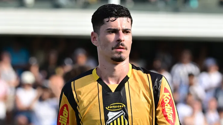 Rômulo está descartado no Santos.