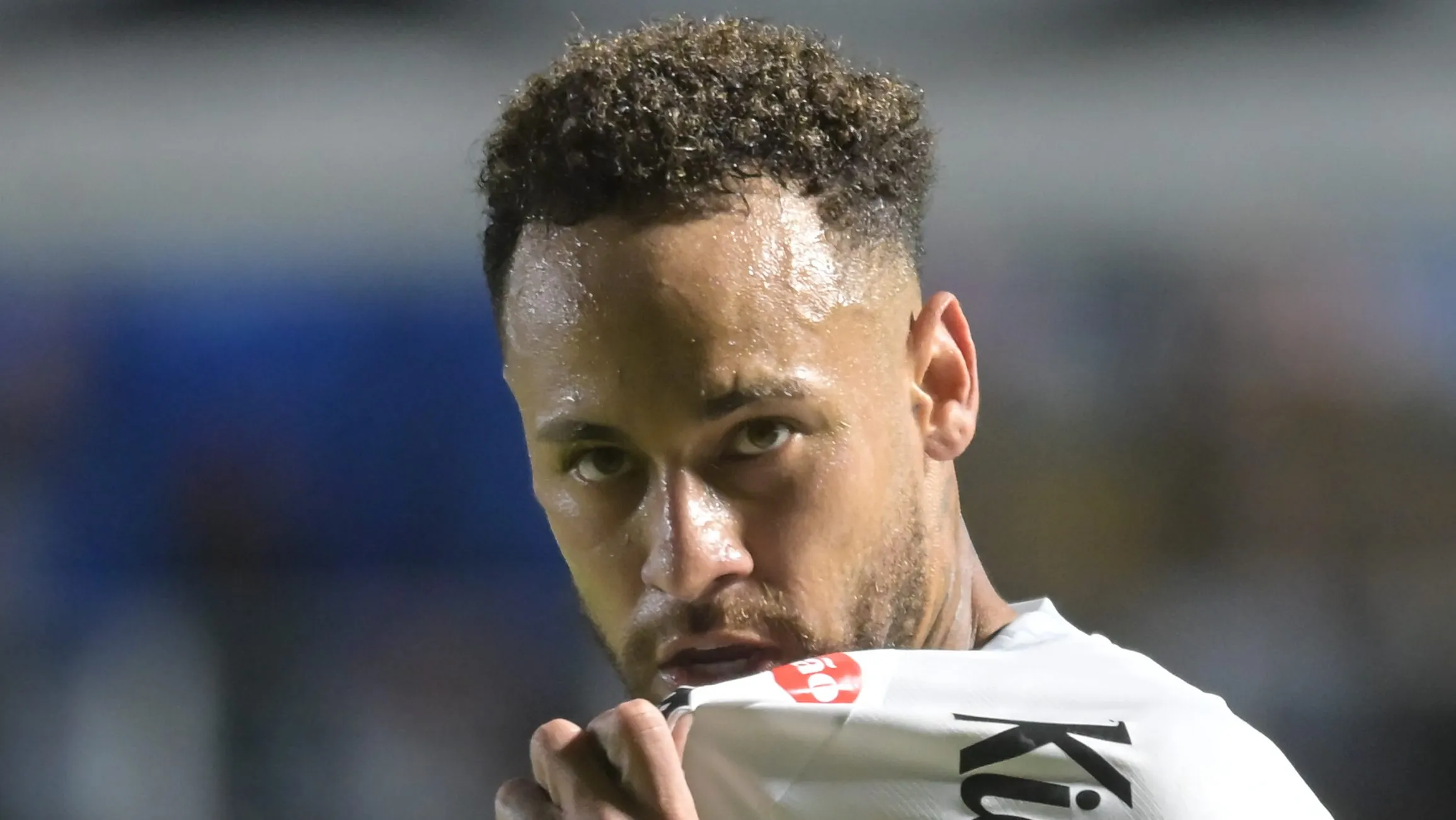 Foto: Jota Erre/AGIF – Neymar foi poupado contra o Cruzeiro e deve retornar diante do Remo.