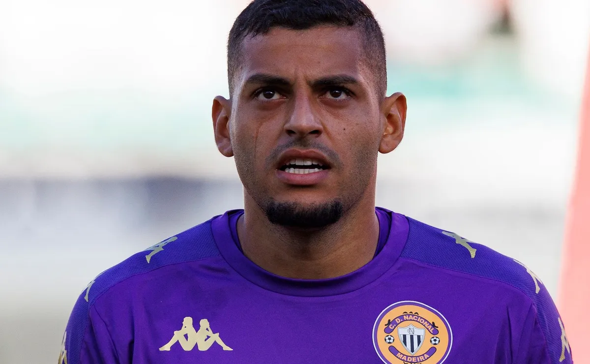 Palmeiras avalia venda de Kaique ao Braga, mas exige bons valores e percentual futuro