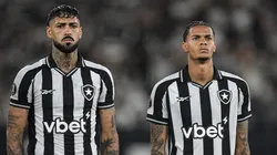 Volante Newton (à direita) está próximo de ser vendido pelo Botafogo ao Santos