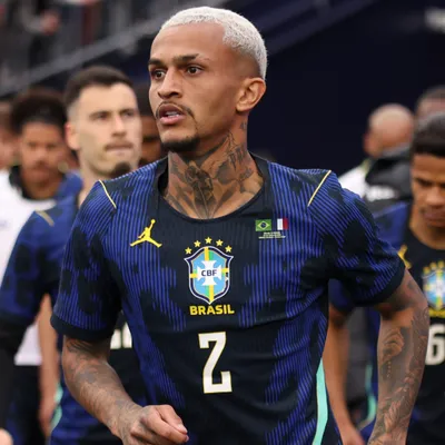 Com lesões, Raphinha e Wesley são cortados de amistoso contra Croácia