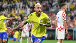 Neymar comemorando gol contra a Croácia em 2022. (Photo by Justin Setterfield/Getty Images)
