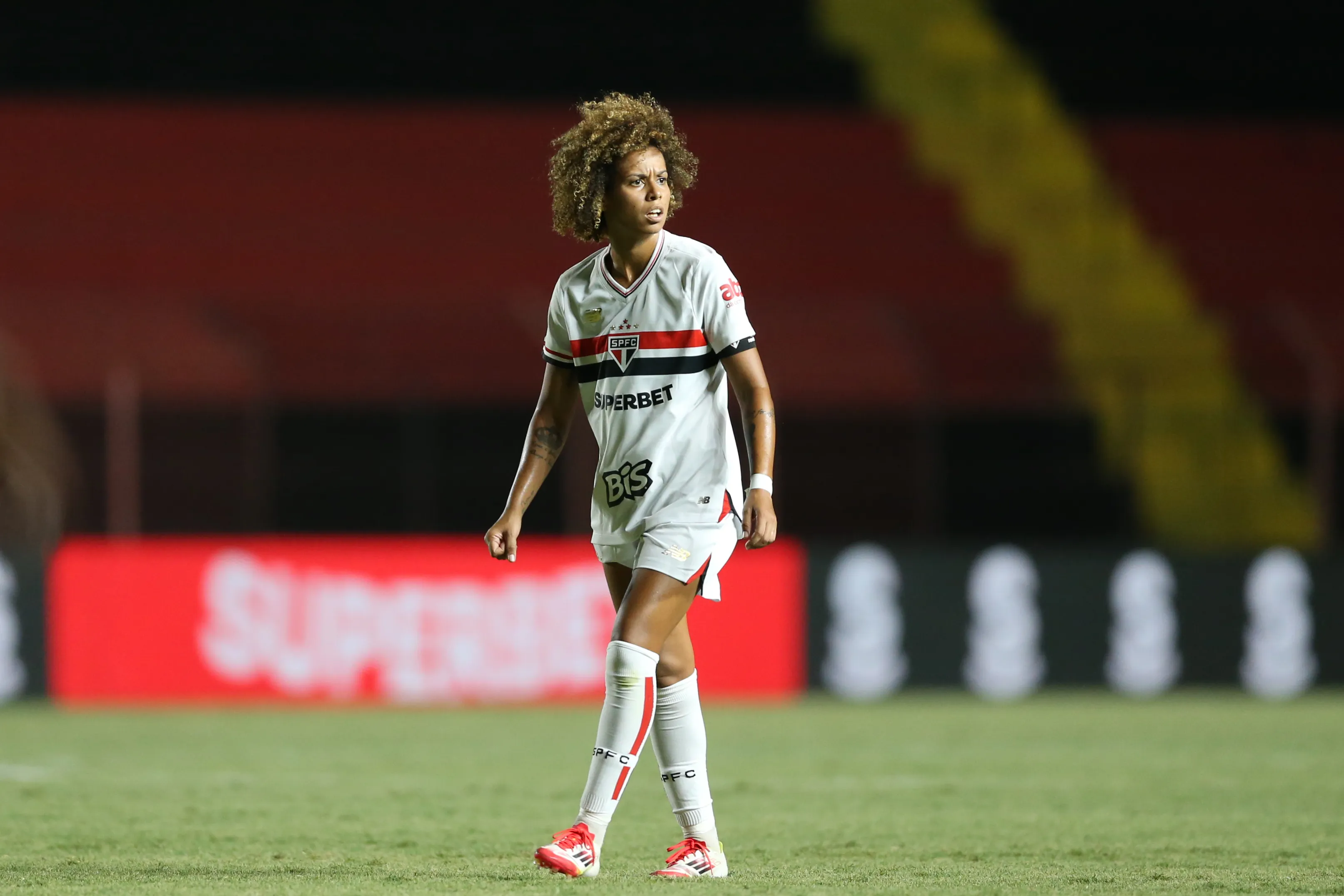 Jogadora do São Paulo. Foto: Marlon Costa/AGIF