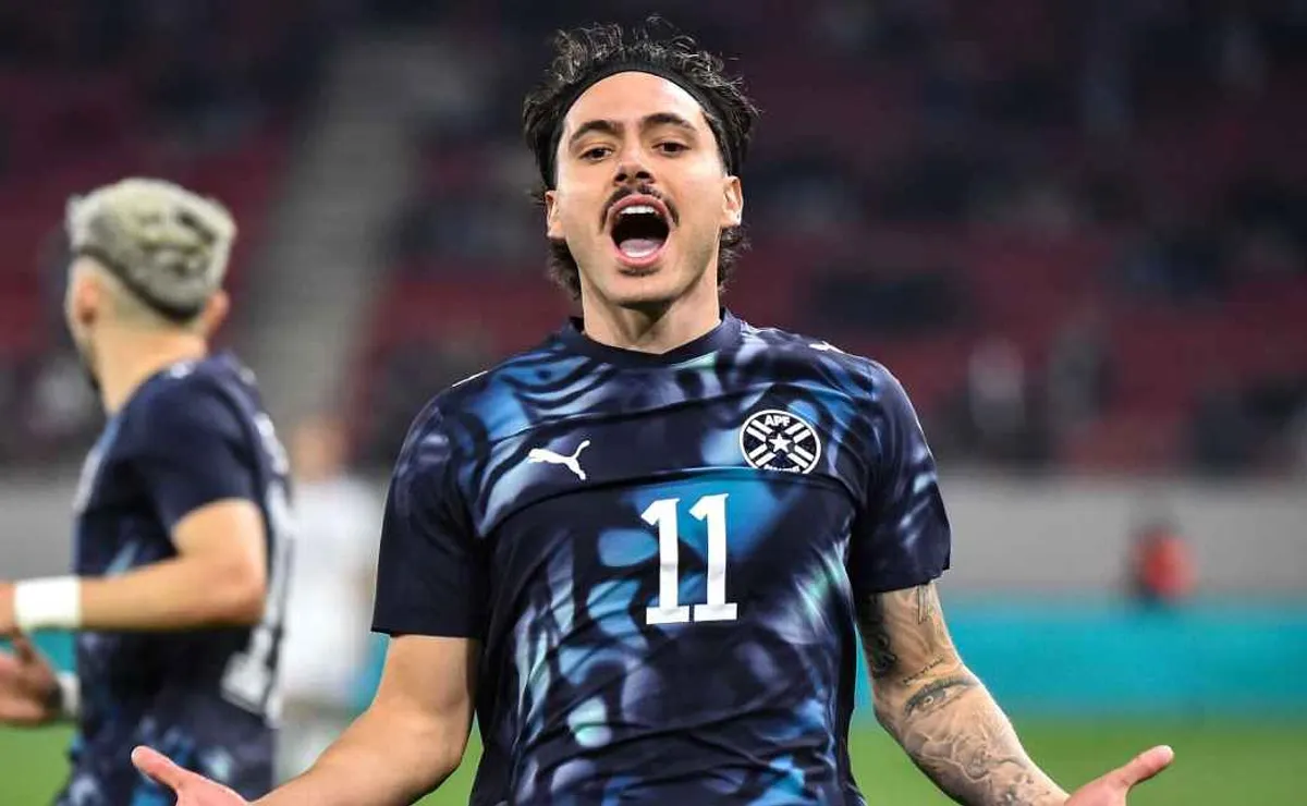 Mauricio, do Palmeiras, recebe elogios do técnico do Paraguai após estreia: “Estou muito satisfeito”