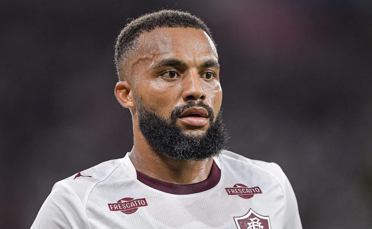 Samuel Xavier revela prós e contras em assumir papel de Thiago Silva no Fluminense: “Não sou ranzinza”