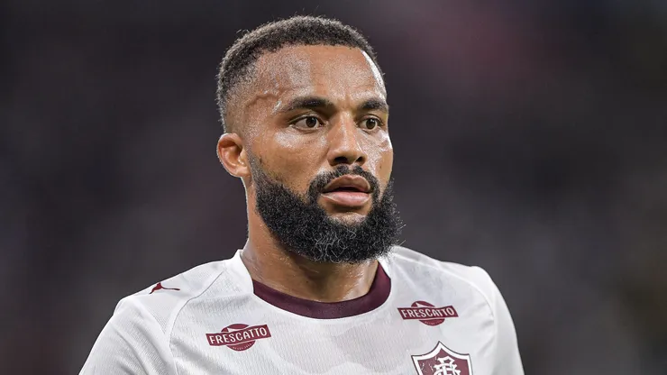 Samuel Xavier durante clássico contra o Vasco