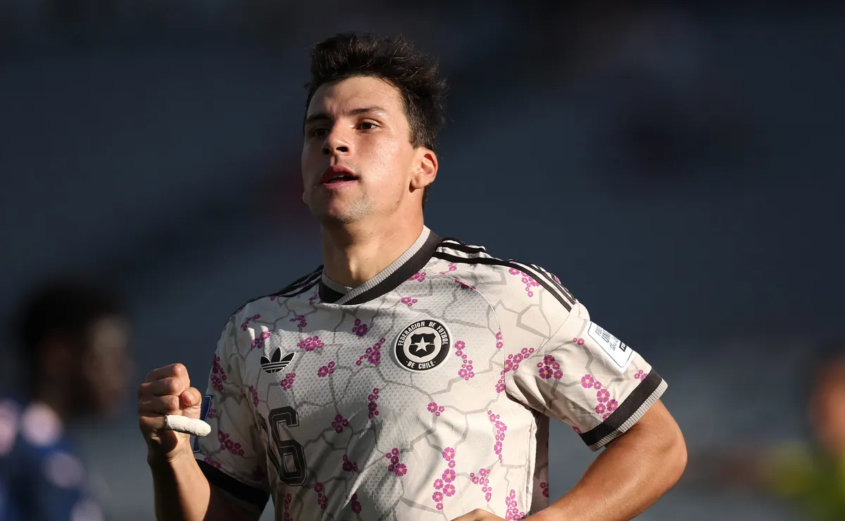 Gonzalo Tapia ‘apronta’ em Chile x Cabo Verde e gol gera divisão na torcida do SPFC