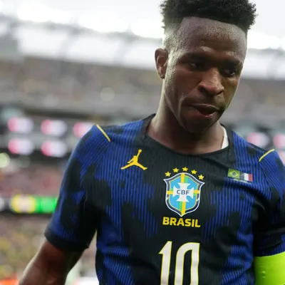 Vinicius Jr. vira dúvida no Brasil