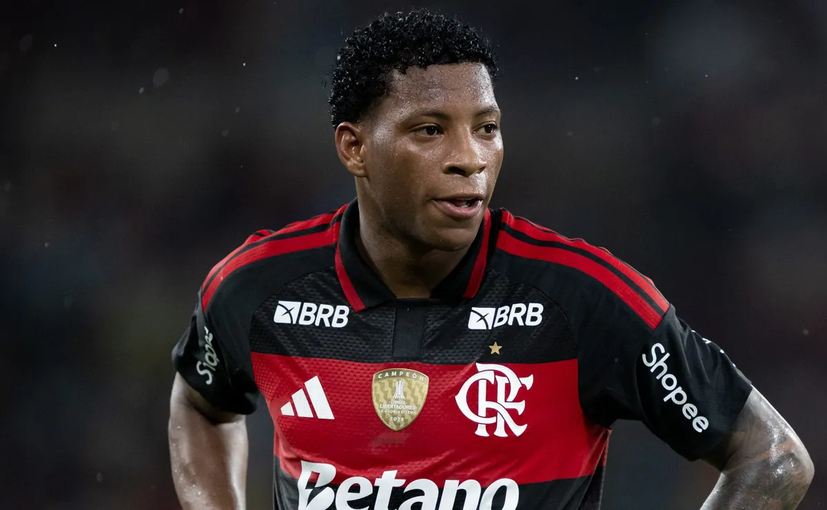 Gonzalo Plata engata romance com ex-namorada de Kauã Elias, atacante revelado pelo Fluminense