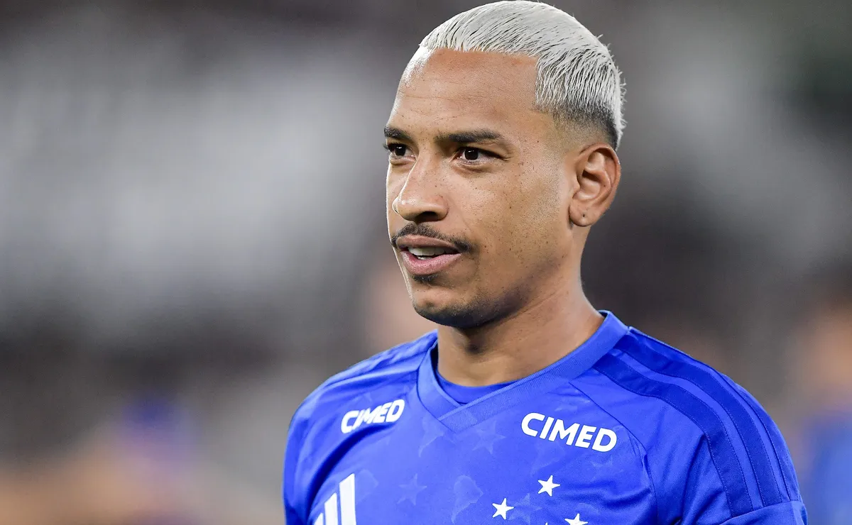 Matheus Pereira exalta privilégio de jogar no Cruzeiro antes da estreia do clube na Copa Libertadores