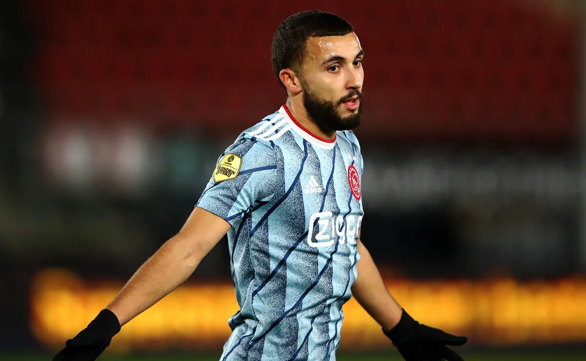 Zakaria Labyad ainda não convence no Corinthians e precisa melhorar aspectos para jogar com Dorival Jr