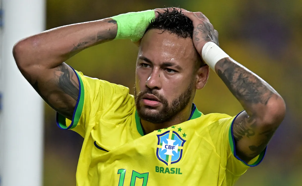 Ex-atacante Dodô detona pedidos por Neymar na Seleção Brasileira: “Quem não vê futebol”