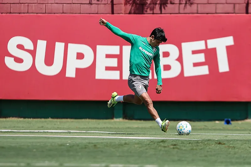 Cano durante treino pelo Fluminense. Foto: Lucas Merçon/Fluminense FC