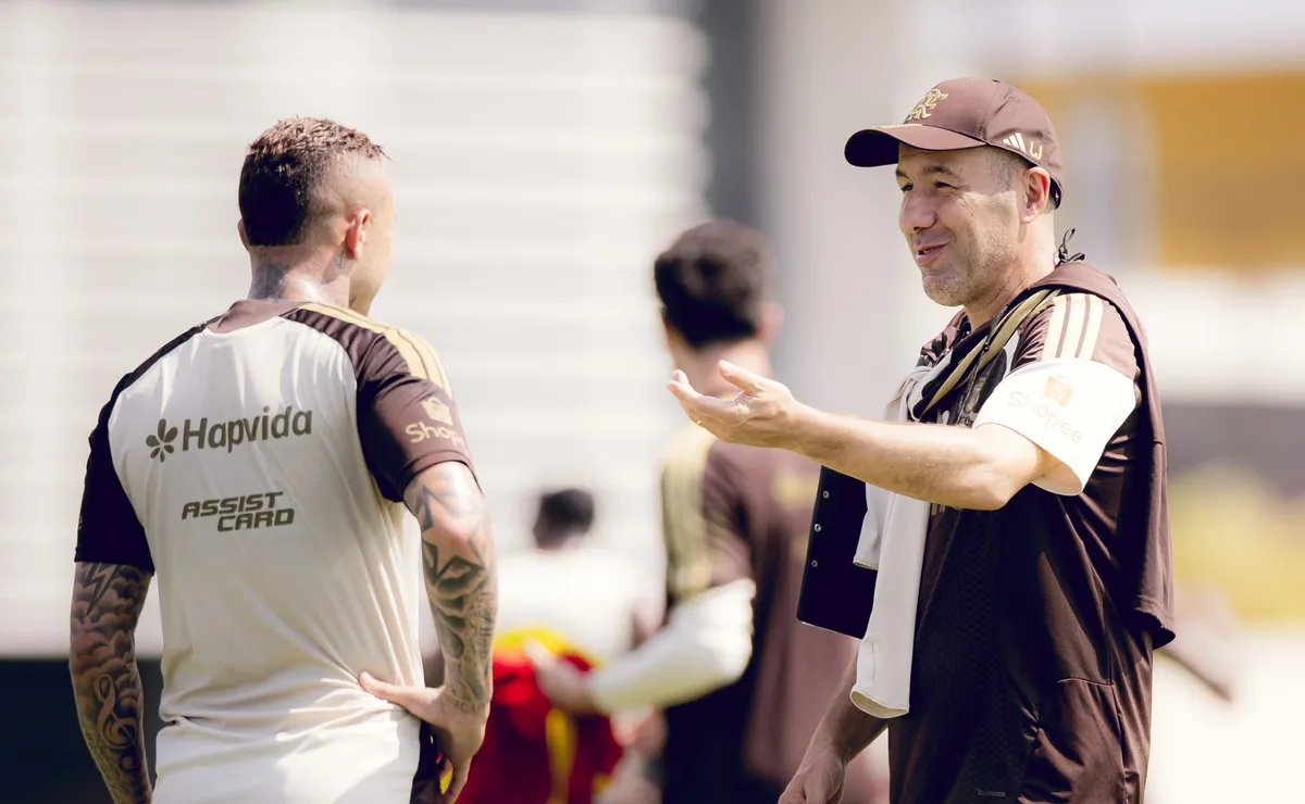 Leonardo Jardim toma atitude com Everton Cebolinha e atacante tem trunfo para se recuperar no Flamengo