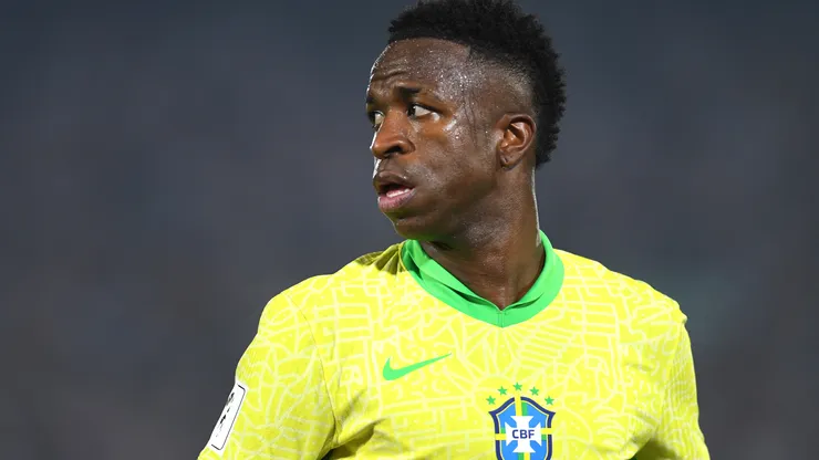 Vini Jr. deve ser titular contra a Croácia - Foto: Christian Alvarenga/Getty Images